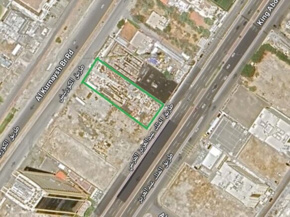 Commercial land on King and Corniche Road 2240 sqm,Abhur Al Junoobiyah 3+4